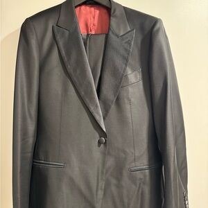 Suit Supply Peak Lapel Tuxedo with Pants. Size 42R